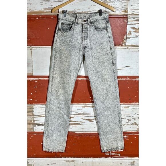 Levi's Light Gray Boyfriend Jeans - Picture 2 of 11